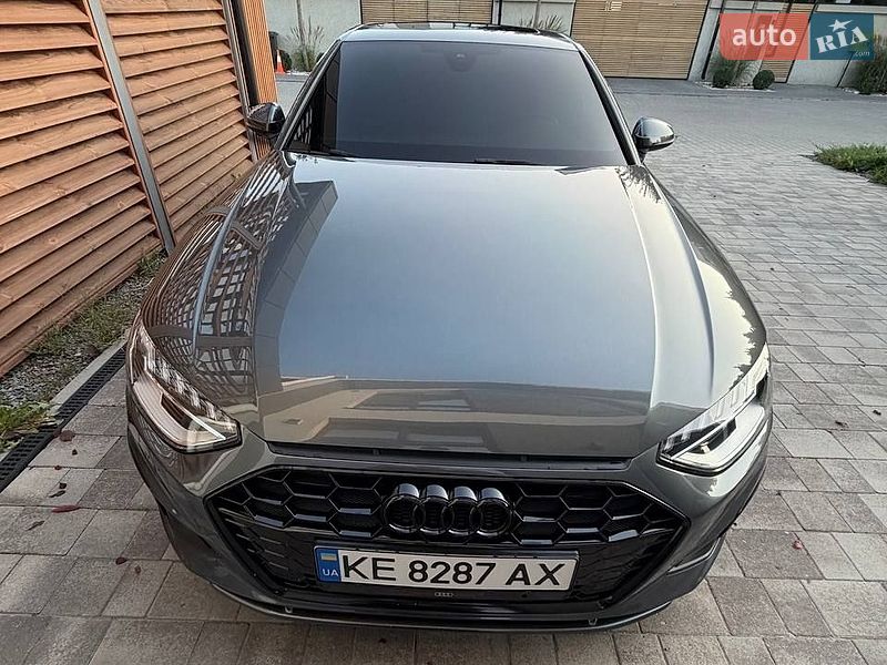 Седан Audi A4 2019 в Днепре