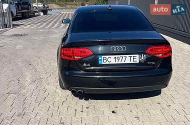 Седан Audi A4 2011 в Львове