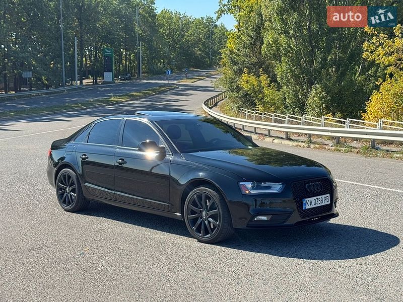 Седан Audi A4 2012 в Умані