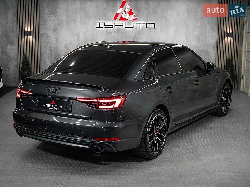 Седан Audi A4 2015 в Одессе