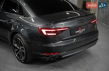 Седан Audi A4 2015 в Одессе