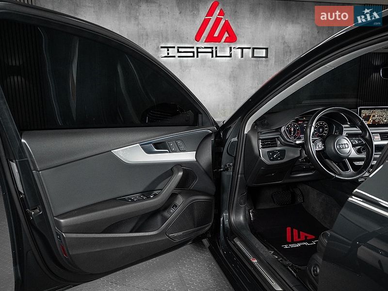 Седан Audi A4 2015 в Одессе