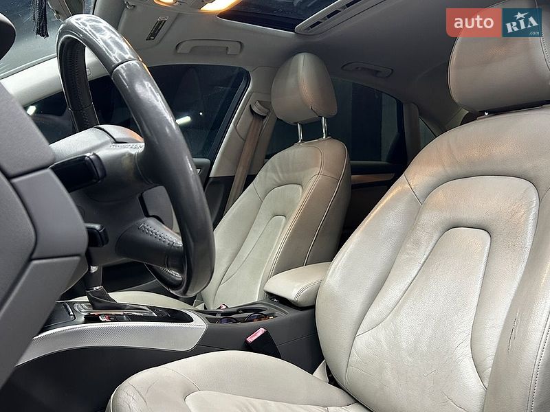 Седан Audi A4 2011 в Чернівцях