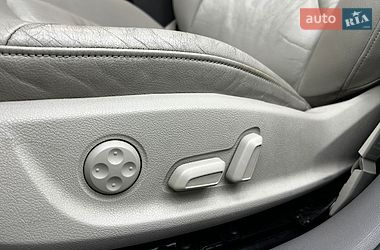 Седан Audi A4 2011 в Чернівцях