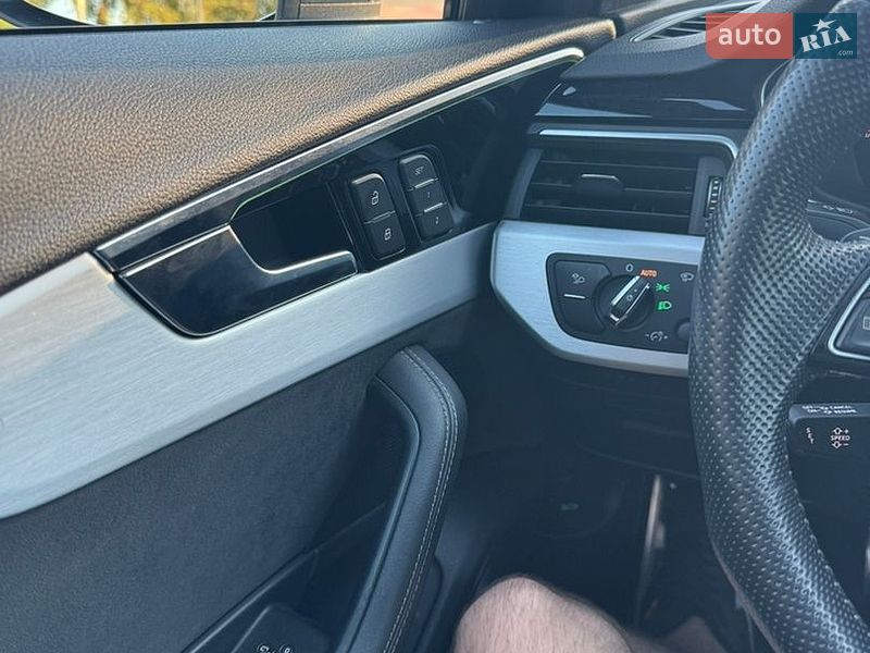 Седан Audi A4 2020 в Киеве