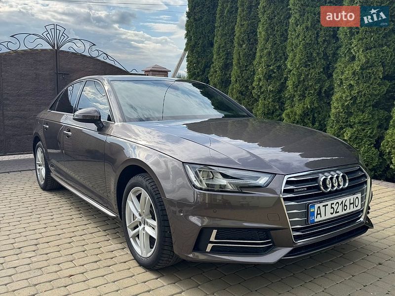 Седан Audi A4 2017 в Ивано-Франковске