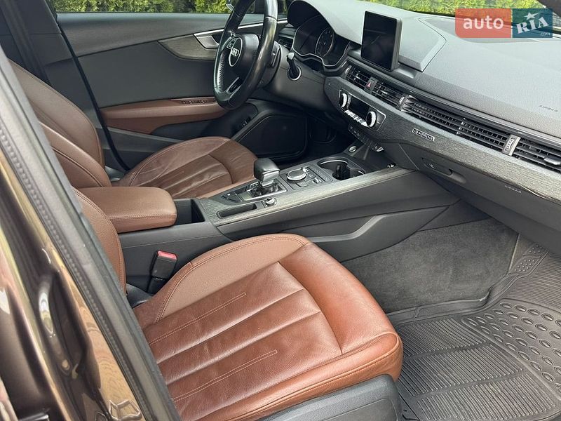 Седан Audi A4 2017 в Ивано-Франковске