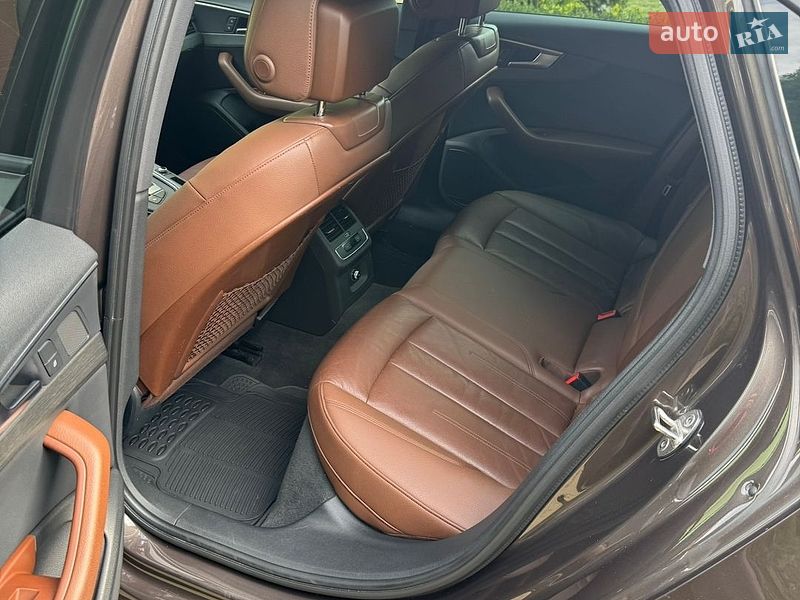 Седан Audi A4 2017 в Ивано-Франковске