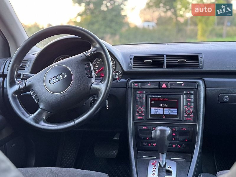 Універсал Audi A4 2004 в Львові