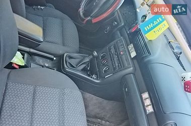 Седан Audi A4 1996 в Сарнах