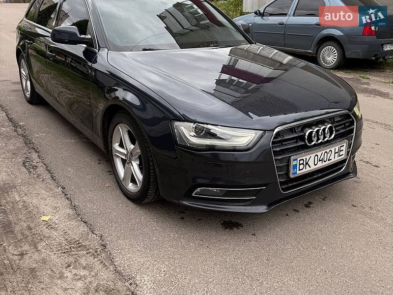 Універсал Audi A4 2012 в Сарнах