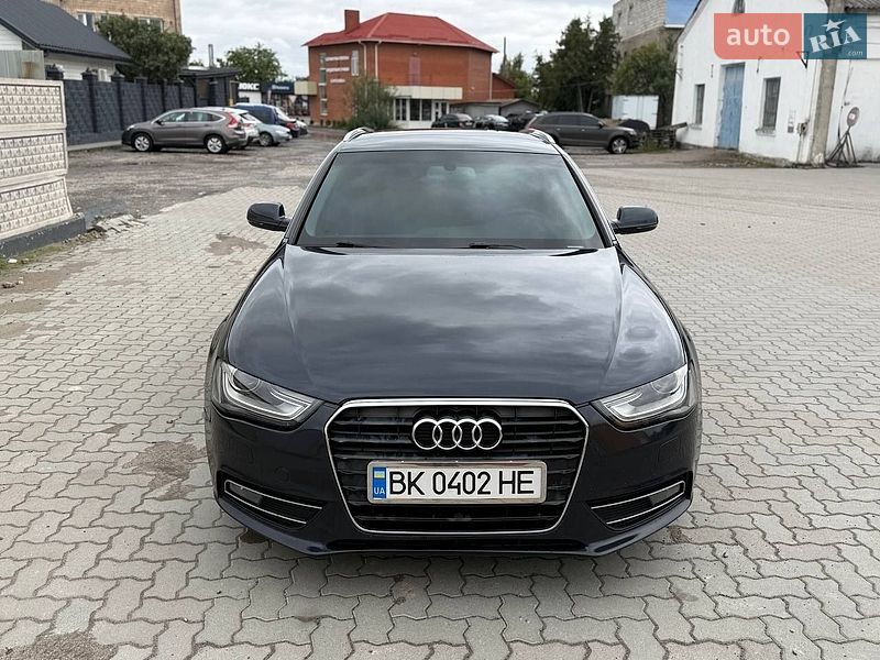 Універсал Audi A4 2012 в Сарнах