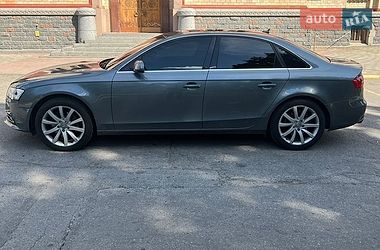 Седан Audi A4 2012 в Полтаве