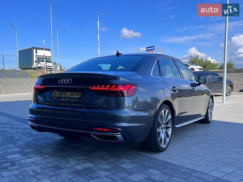 Седан Audi A4 2021 в Львові