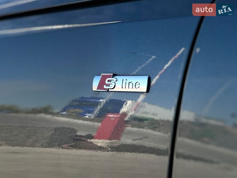 Седан Audi A4 2021 в Львові