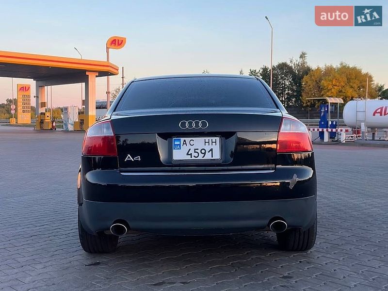 Седан Audi A4 2003 в Любомле
