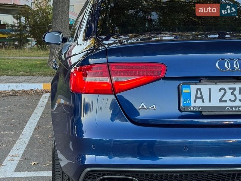 Седан Audi A4 2014 в Києві
