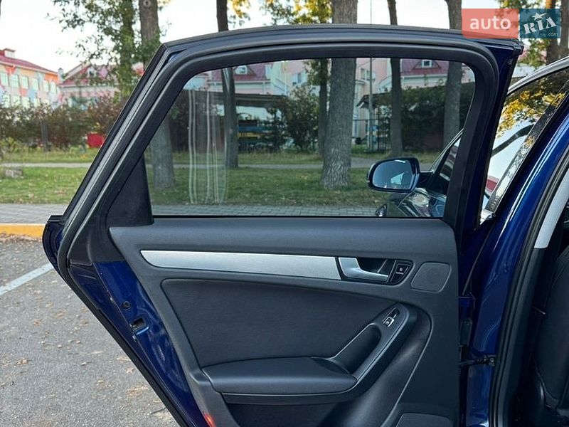 Седан Audi A4 2014 в Києві