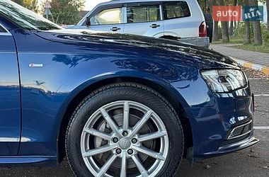 Седан Audi A4 2014 в Києві