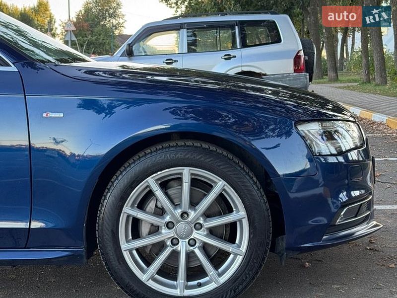 Седан Audi A4 2014 в Києві