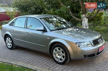 Седан Audi A4 2004 в Вишнівці