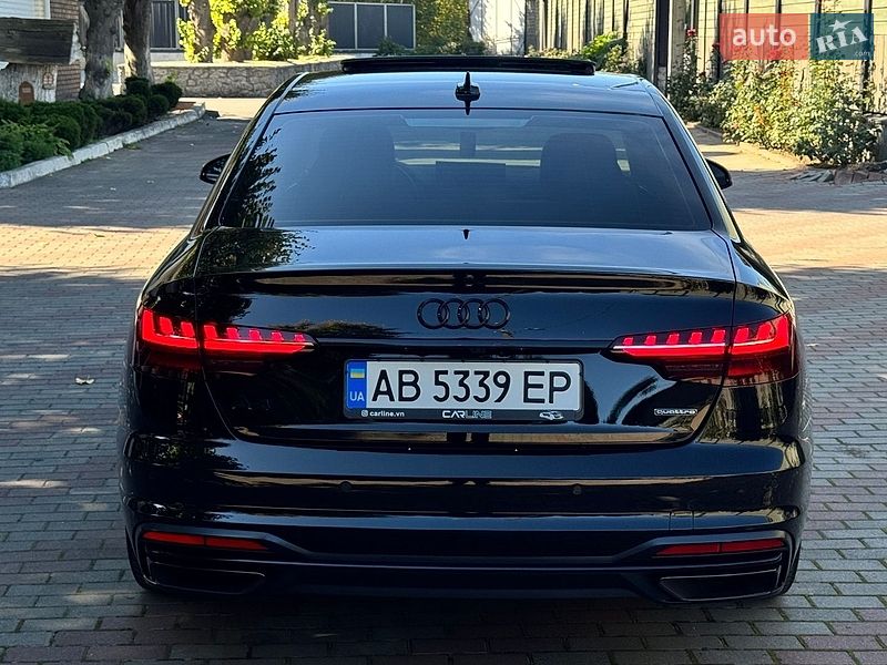 Седан Audi A4 2022 в Вінниці