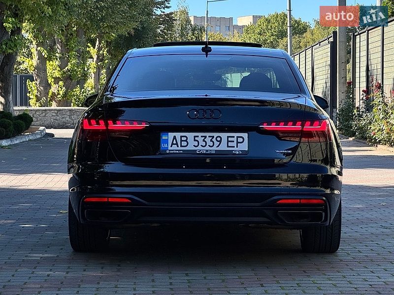 Седан Audi A4 2022 в Вінниці