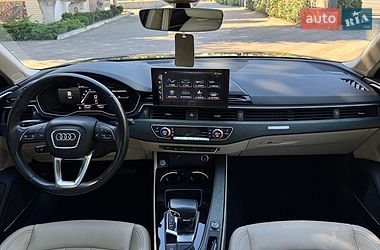 Седан Audi A4 2022 в Вінниці