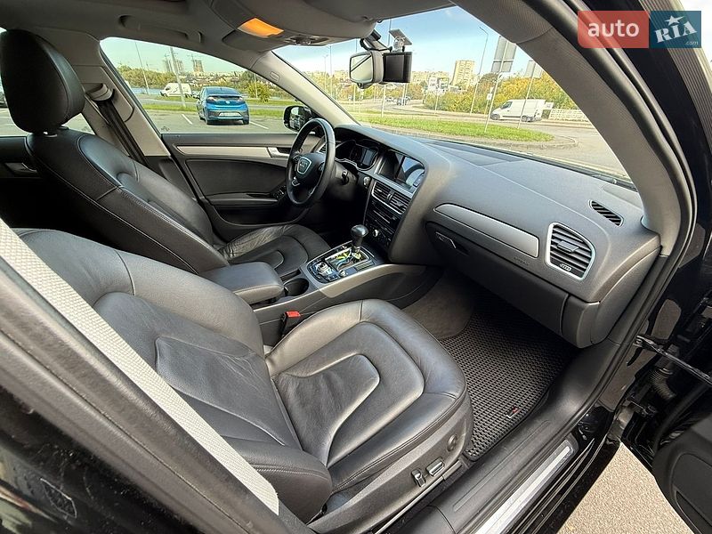 Седан Audi A4 2014 в Виннице