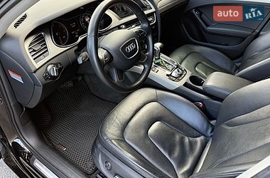 Седан Audi A4 2014 в Виннице
