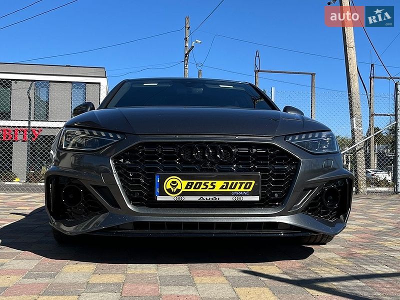 Седан Audi A4 2021 в Стрые