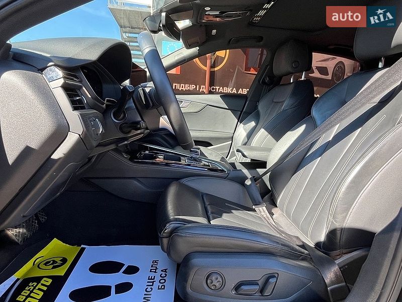 Седан Audi A4 2021 в Стрые