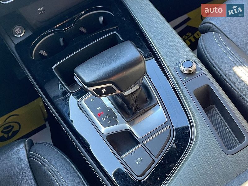 Седан Audi A4 2021 в Стрые