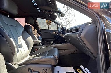 Седан Audi A4 2021 в Стрые