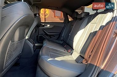 Седан Audi A4 2021 в Стрые