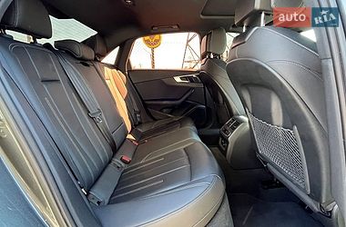 Седан Audi A4 2021 в Стрые