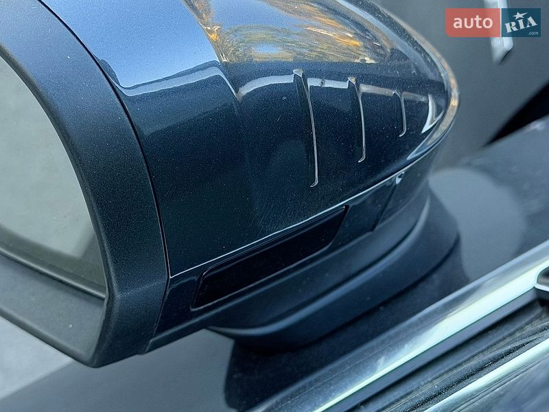 Седан Audi A4 2019 в Львові