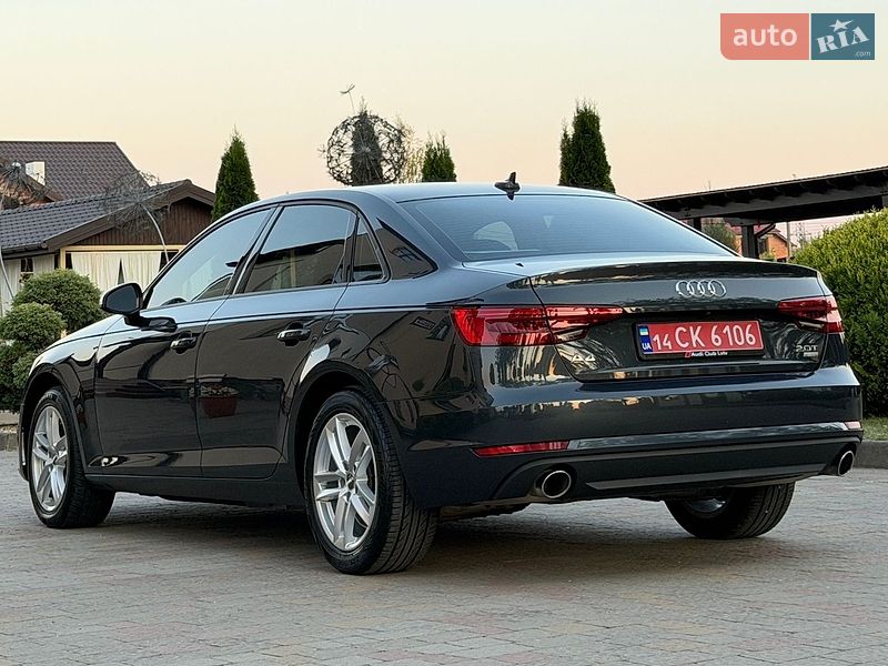 Седан Audi A4 2017 в Стрию