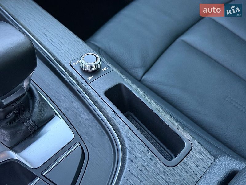 Седан Audi A4 2017 в Стрию