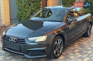 Седан Audi A4 2019 в Виннице