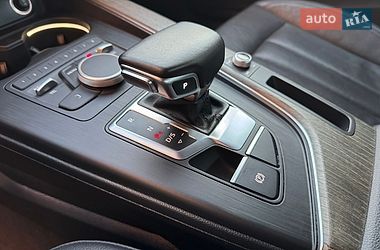 Седан Audi A4 2019 в Виннице