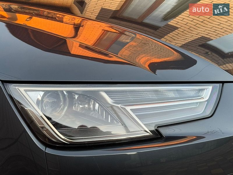 Седан Audi A4 2019 в Виннице