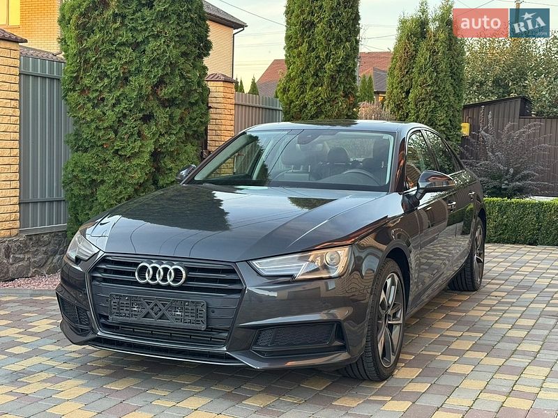 Седан Audi A4 2019 в Виннице