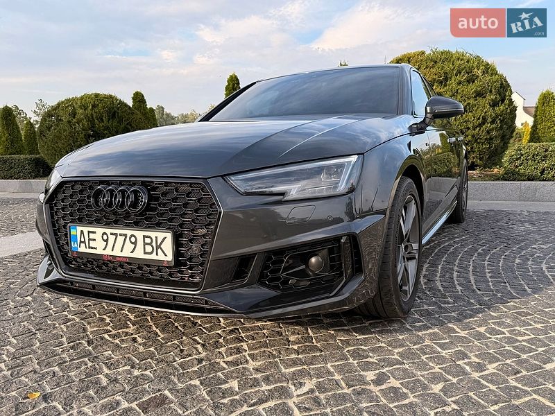 Седан Audi A4 2017 в Дніпрі