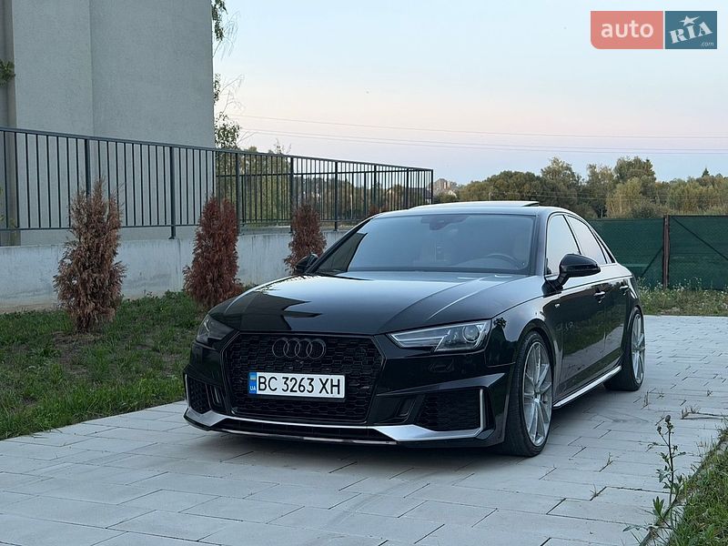 Седан Audi A4 2017 в Львове