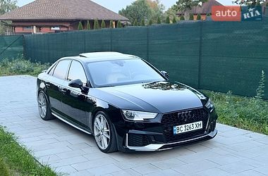 Седан Audi A4 2017 в Львові