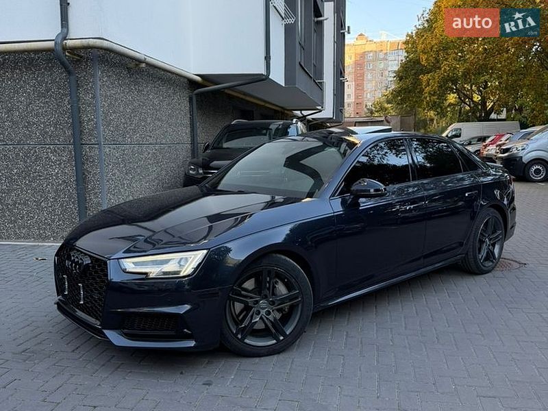 Audi A4 2016