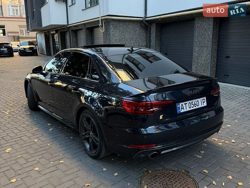 Седан Audi A4 2016 в Калуше