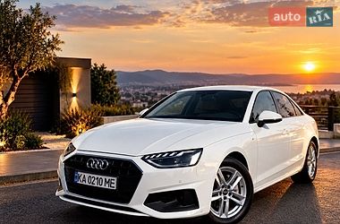 Седан Audi A4 2020 в Києві
