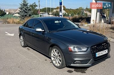 Седан Audi A4 2012 в Вінниці